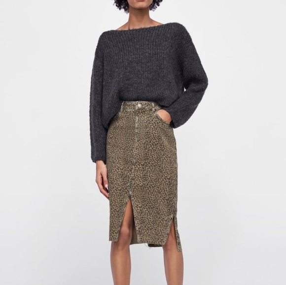 Zara xsmall cheetah print denim midi skirt used great condition - Picture 9 of 9